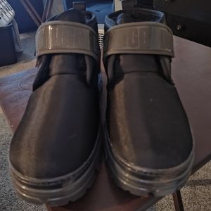 Ugg size 9 black